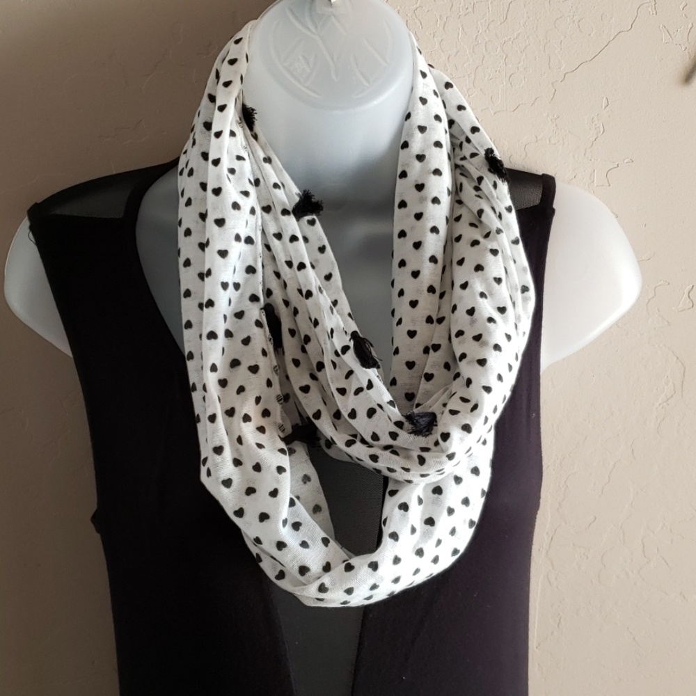 Justice Infinity Scarf